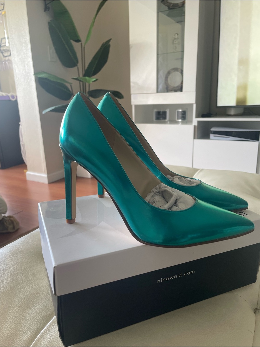 Nine West Metallic Teal Pointed Toe Stilettos - Picture 9 of 9